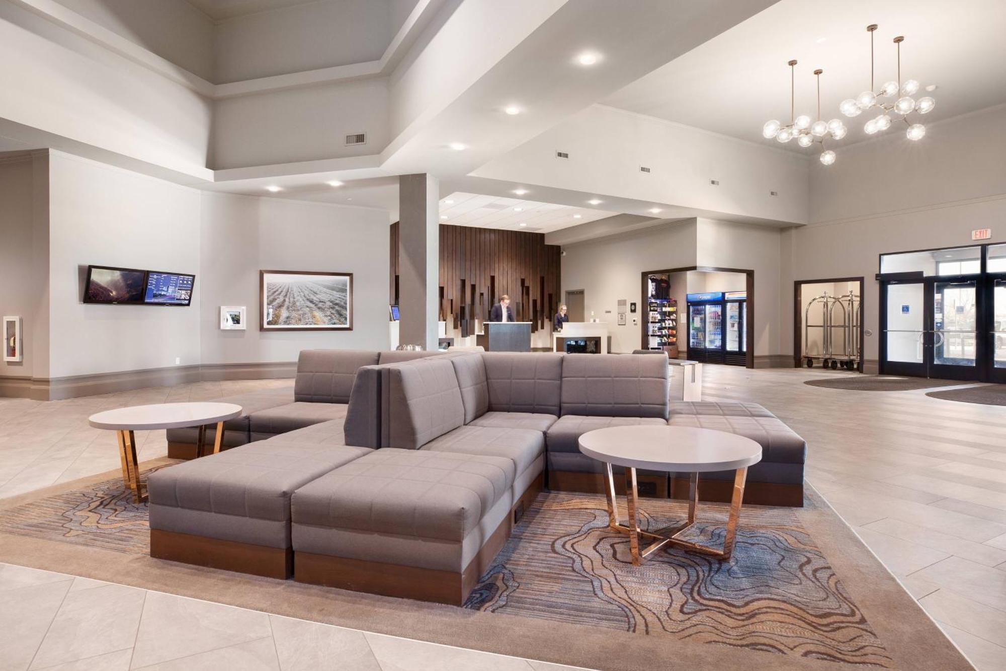 Delta Hotels By Marriott FargoFargo  Kültér fotó