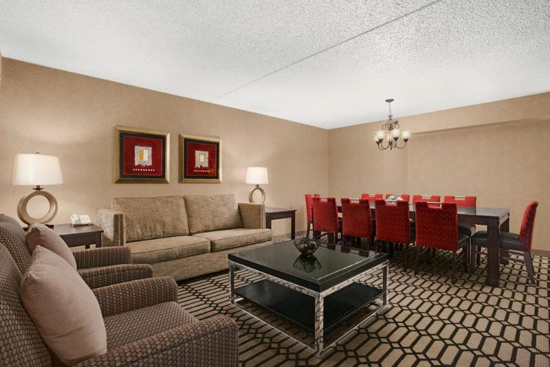 Delta Hotels By Marriott FargoFargo  Kültér fotó